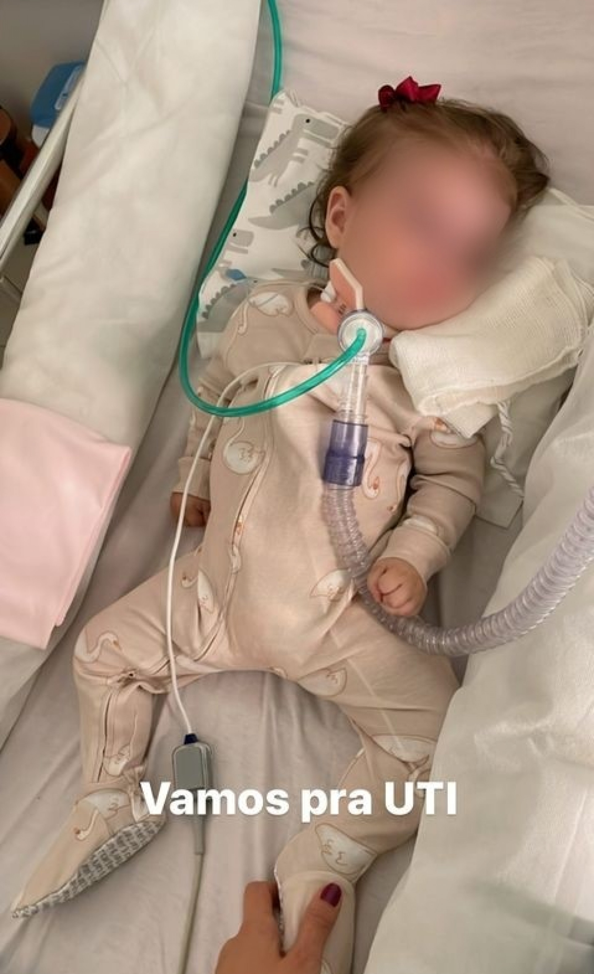 Maria Guilhermina, filha do ator Juliano Cazarré, dá entrada na UTI - Reprodução/Instagram