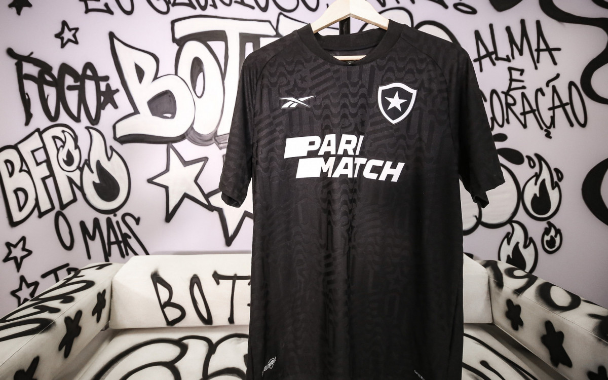 Nova camisa preta do Botafogo