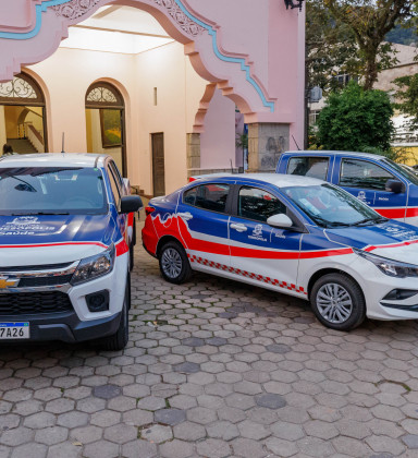 CHUA tem dois novos veículos para transportar doentes