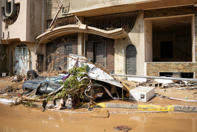 Líbia teme morte de mais de 2 mil pessoas após tempestade arrasar a costa do país