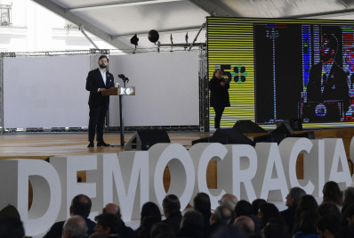 Chile reivindica compromisso com democracia nos 50 anos do golpe de Pinochet