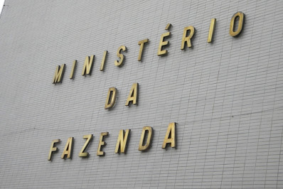 Boletim Focus: previsão para a relação dívida/PIB em 2023 cai de 60,45% para 60,40% 