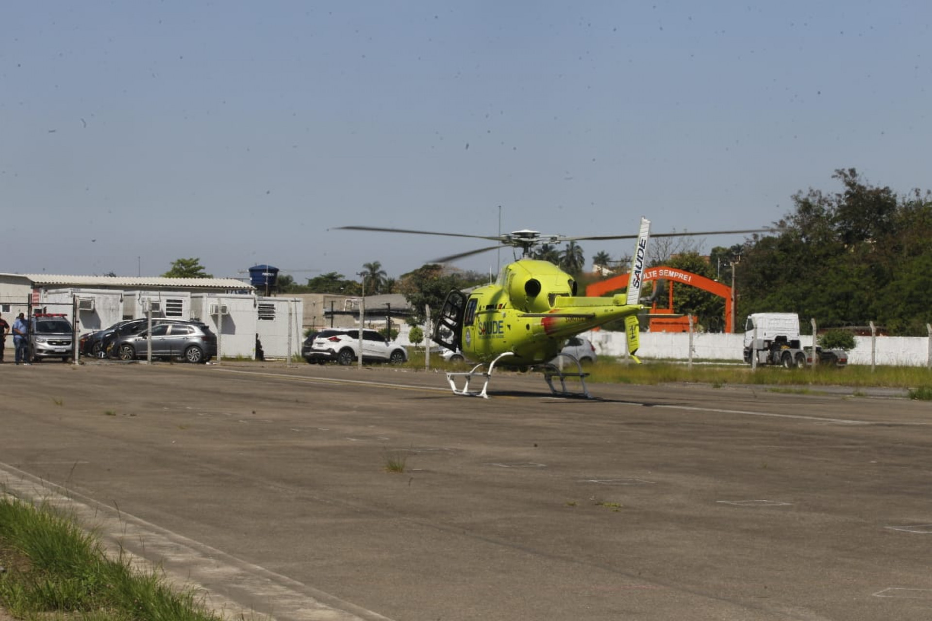 Órgãos de Caroline Kethlin de Almeida Ribeiro, de 22 anos, são transportados para hospitais após família autorizar doação - Reginaldo Pimenta/ Agência O Dia