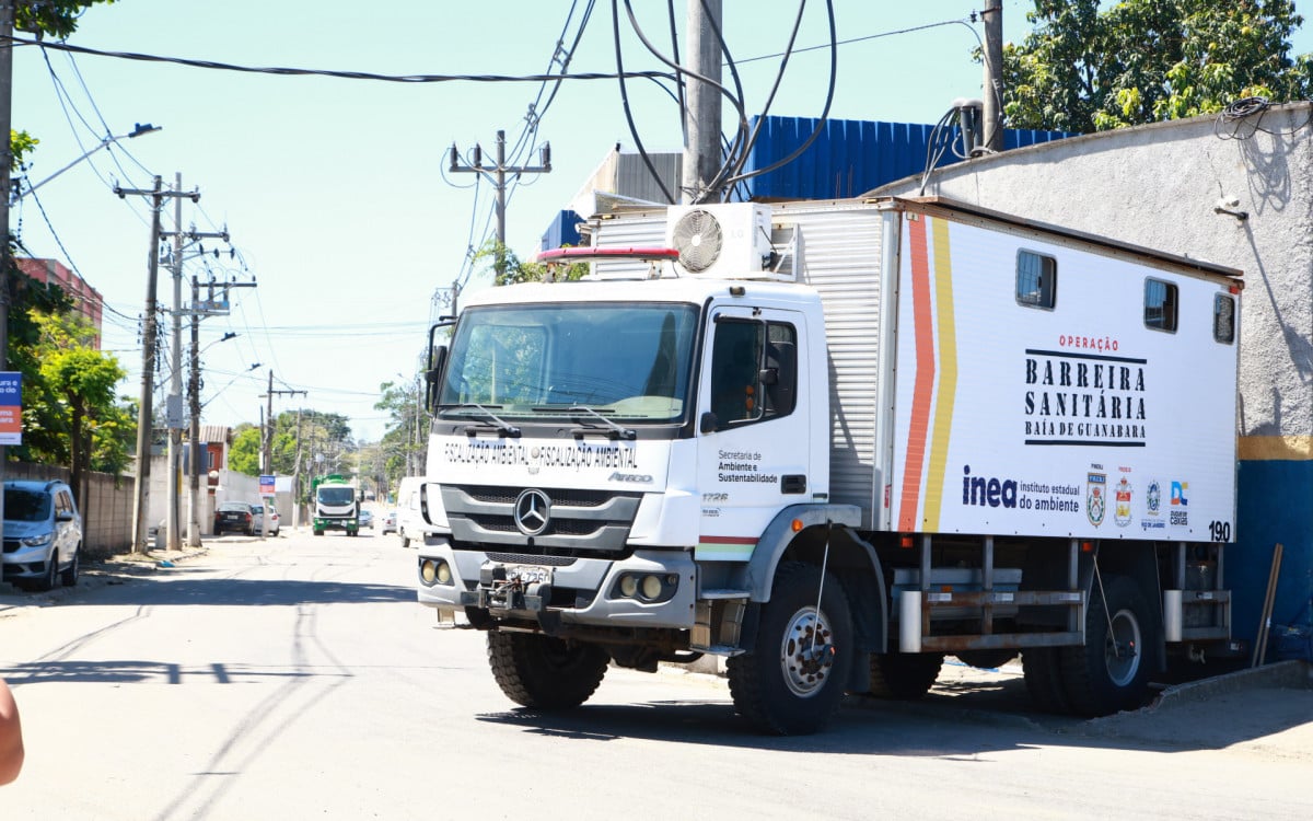 Governo entregou seis carros e um caminhão para atuar no projeto de fiscalização - Divulgação/Fabiano Veneza