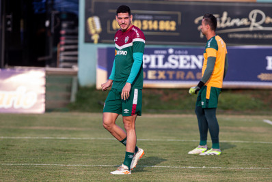 Nino admite sonho de atuar na Europa e fala em deixar o Fluminense com 'lembrança boa'