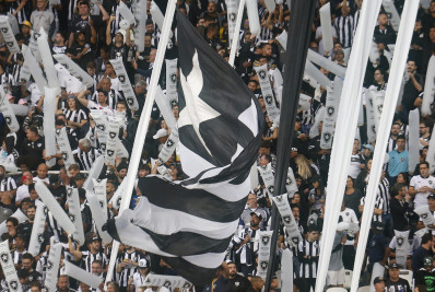 Torcida do Botafogo esgota ingressos do setor visitante para duelo com o Atlético-MG em 10 minutos