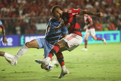 Vídeo: veja os melhores momentos da derrota do Flamengo para o Athletico