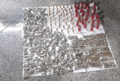 Polícia apreende armas, munições e drogas em Iguaba Grande