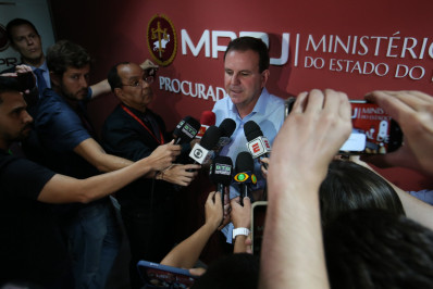 Paes define prazo para enviar projeto que ajuda reforma de São Januário