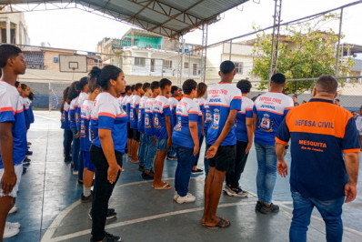 Edição 2023 do Projeto Defesa Civil Juvenil de Mesquita tem aula inaugural