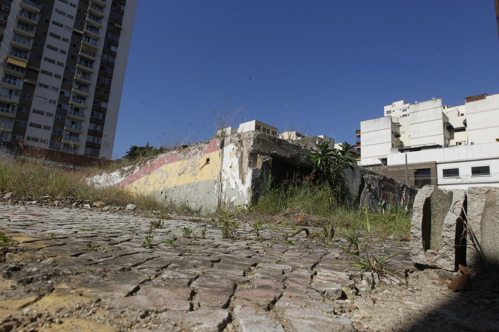 Detalhes da antiga sede do America, na Tijuca, demolida em 2019 - Reginaldo Pimenta/Ag&ecirc;ncia O Dia