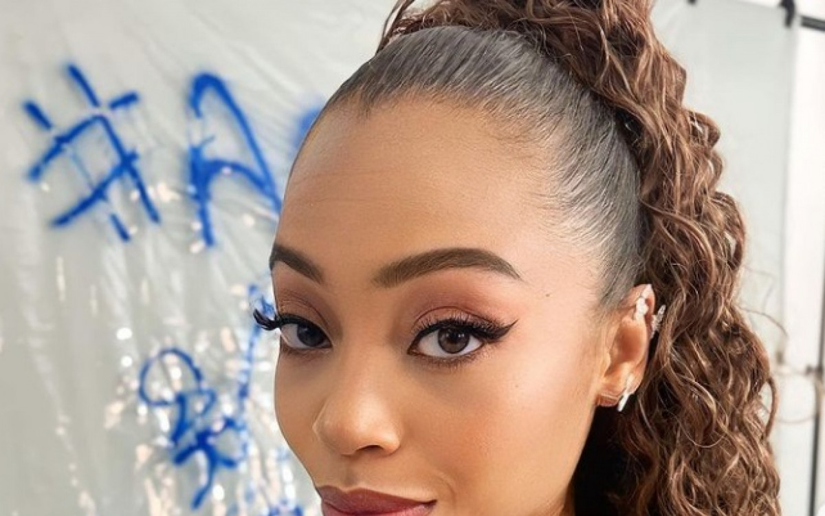 Olivia Nobre, mais conhecida como Lily Nobre