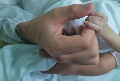 Zé Vaqueiro posta primeira foto do filho caçula, que nasceu com malformação: 'Reizinho'