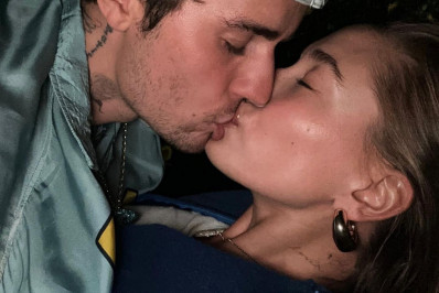 Justin Bieber comemora cinco anos de casamento com a esposa, Hailey: 'Minha amada'