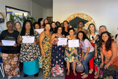 Secretaria da Mulher de Búzios realiza formatura da primeira turma do Projeto de Letramento 