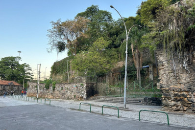 Parque da subida do Outeiro da Glória receberá inspeção para avaliar reabertura do local