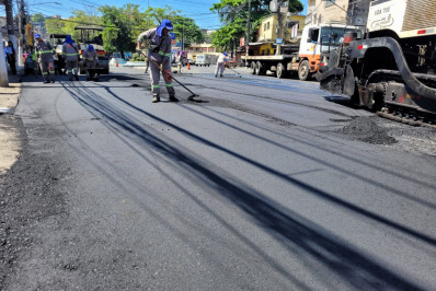 Principal via do bairro Dr. Laureano, em Caxias, recebe novo asfalto