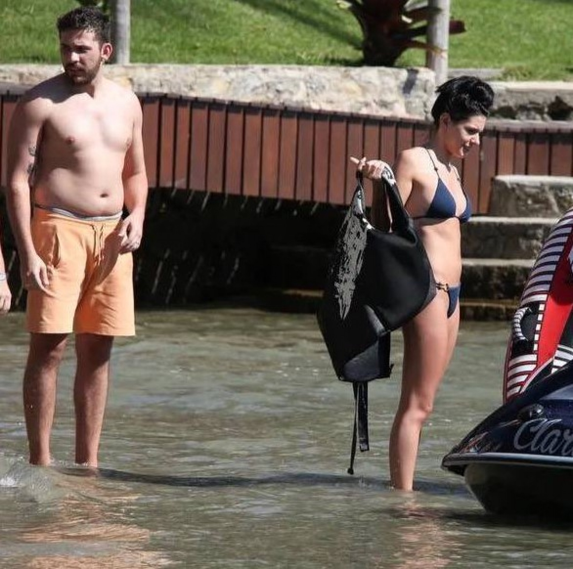 Gustavo Mioto é fotografado em praia de Angra com Ana Castela - Reprodução/Twitter