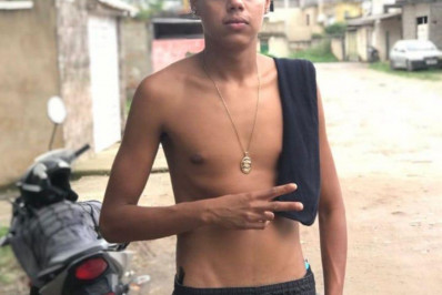 Pai de jovem desaparecido acredita que filho foi morto por causa de foto com símbolo 'Tudo 2'