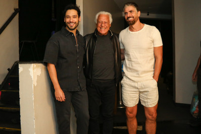 Antonio Fagundes prestigia estreia da peça 'A Herança' no Rio