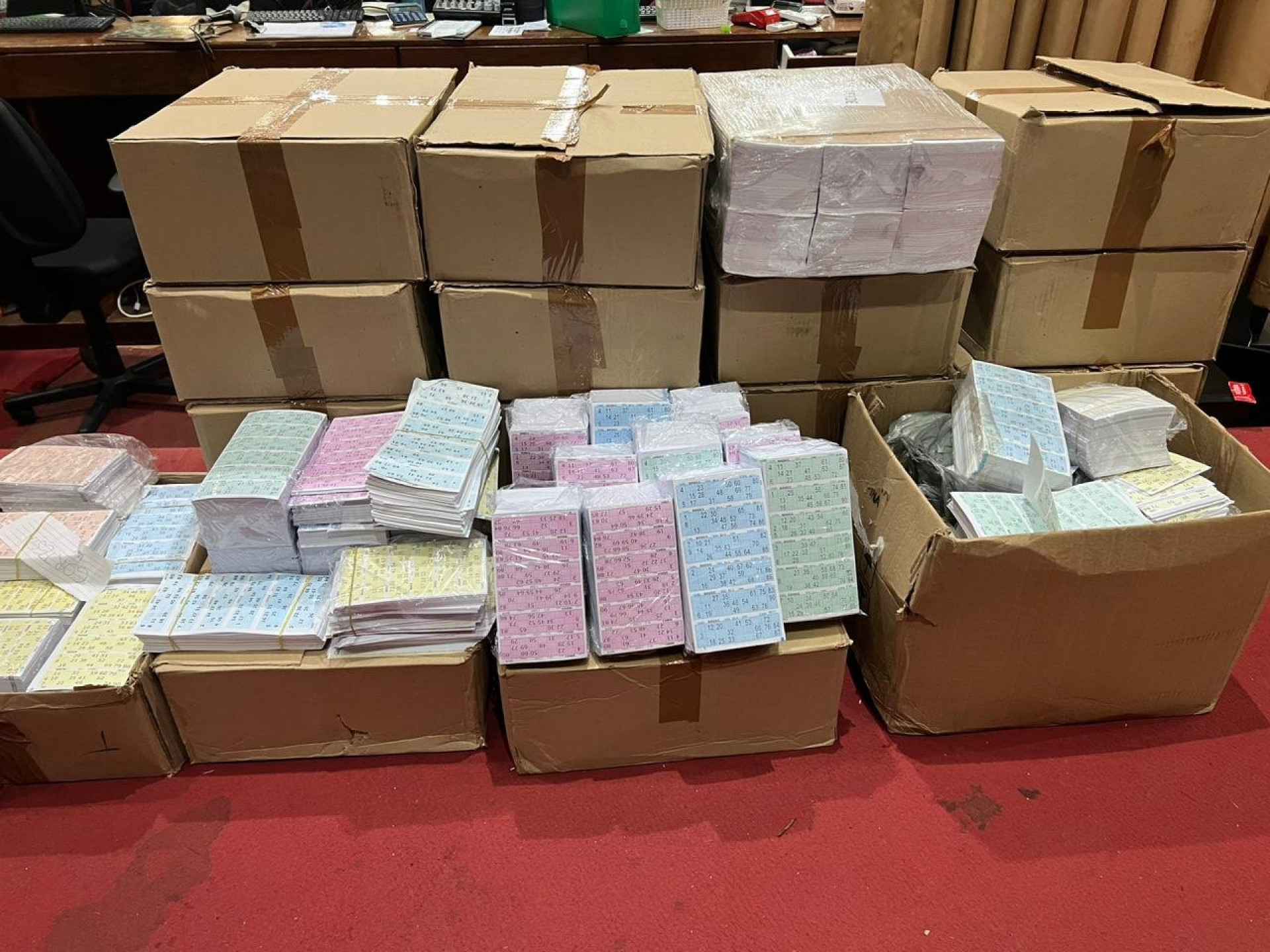 No local, estavam presentes 94 apostadores - Divulgação/PMERJ