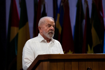 Lula encontra diretor-geral da FAO e fala em trabalho conjunto contra fome e desigualdades