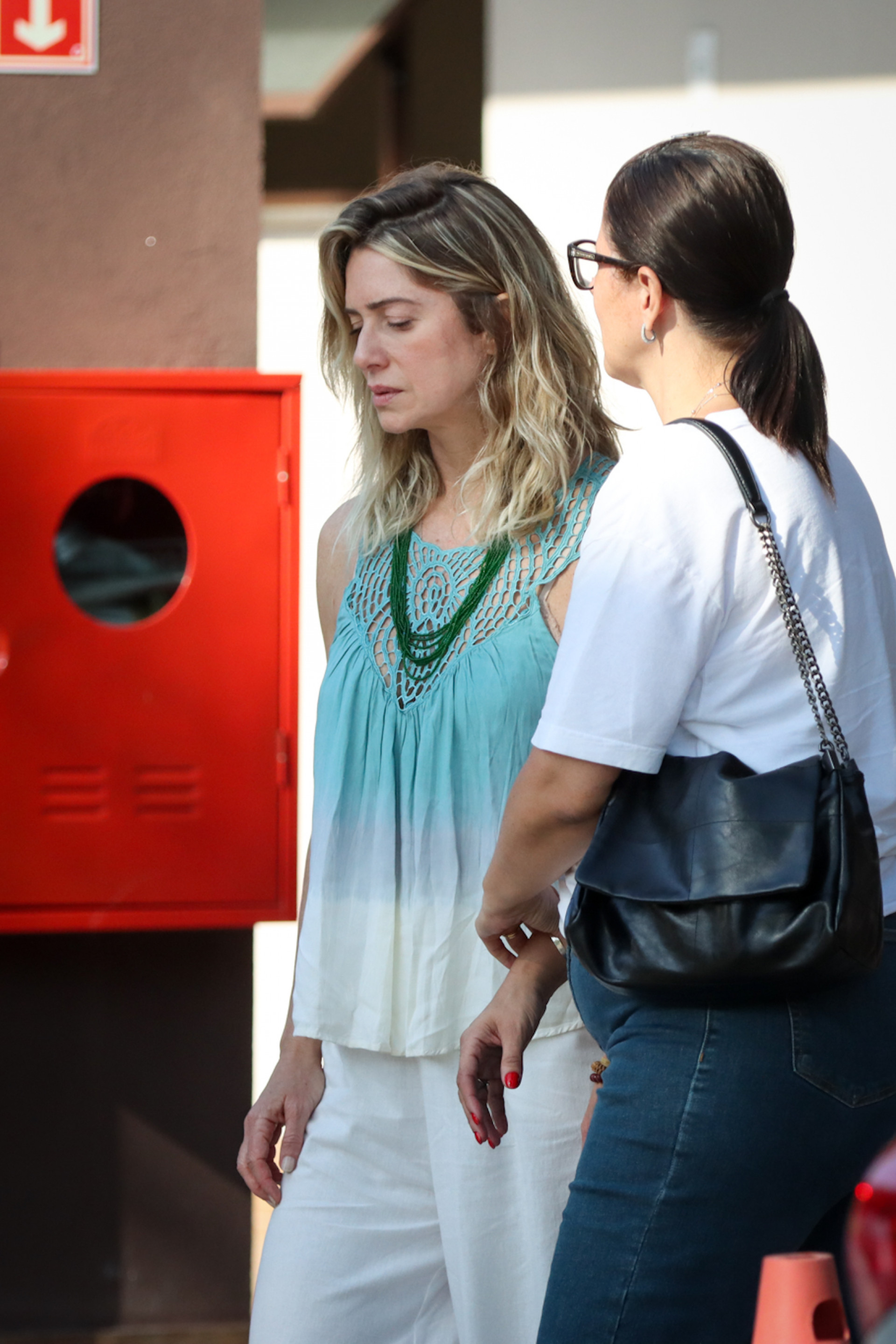 Letícia Spiller se despediu do maquiador nas redes sociais e foi ao sepultamento - Victor Chapetta / Agnew