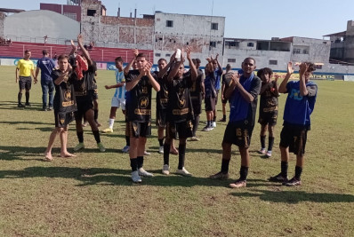Belford Roxo Sub-15 e Sub-17 dão show contra o Macaé no Cariocão da Série A2