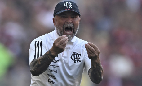 Vídeo: após derrota do Fla, Gabigol manda beijo para Dorival