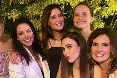Fátima Bernardes reúne amigos e familiares em festa de aniversário