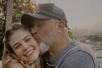 Filha de Mingau, do Ultraje a Rigor, lamenta aniversário sem presença do pai: 'Dolorido'