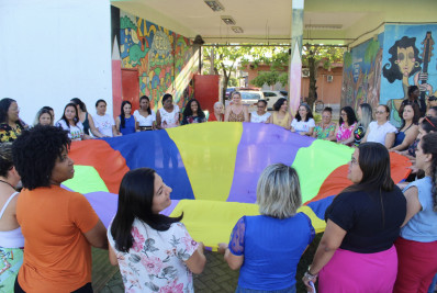 Queimados realiza palestra sobre estratégias de mediações pedagógicas para pessoas com TEA