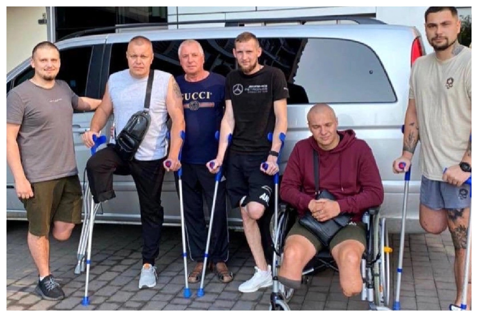 Soldaos ucranianos a espera de protese em parceria com o Labotat&oacute;rio de Quadris de Minneapolis  - Reprodu&ccedil;&atilde;o/KSTP-TV