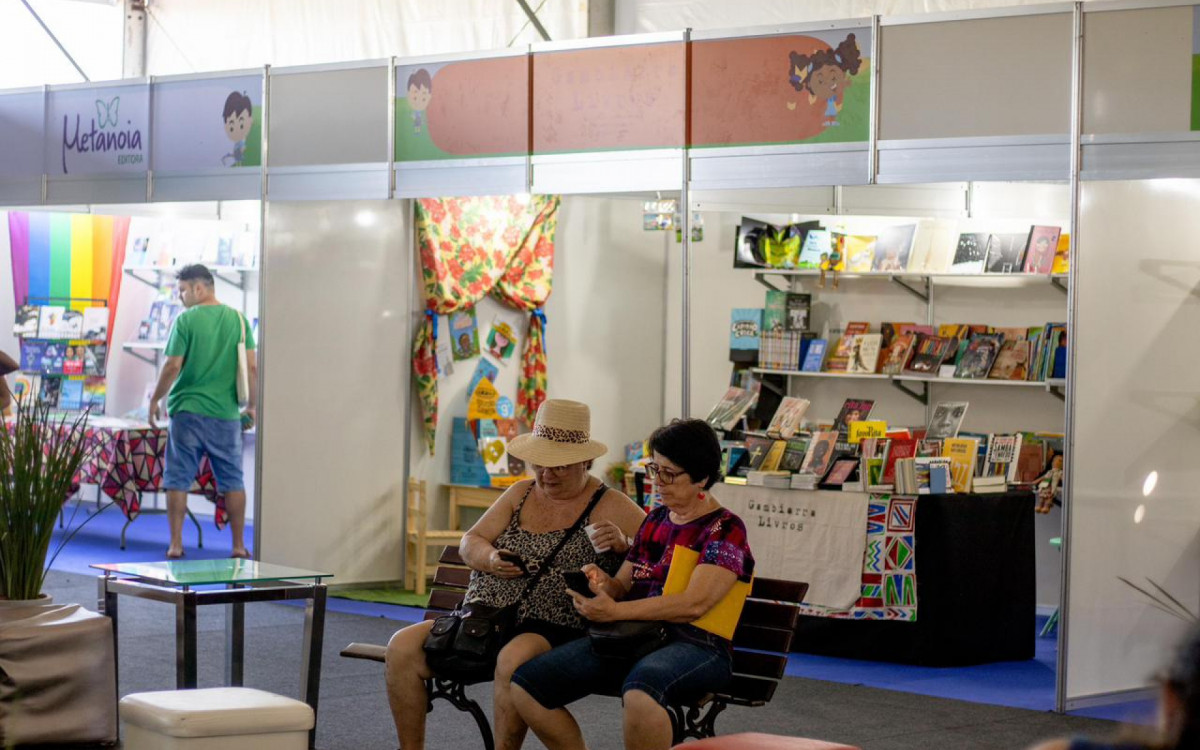 O evento continuará até o próximo domingo, oferecendo dezenas de atividades e experiências enriquecedoras para todos os participantes