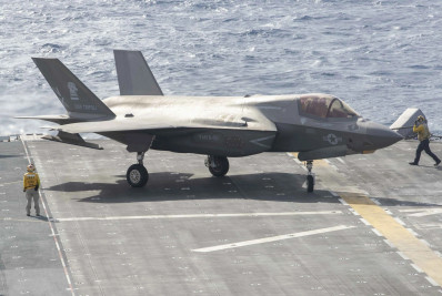 Militares dos EUA localizam caça F-35, aeronave que ‘se camuflou’ após piloto ejetar