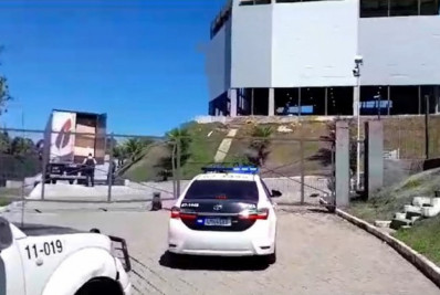 Civil realiza nova operação contra empresa suspeita de poluir Rio Guandu com espuma branca