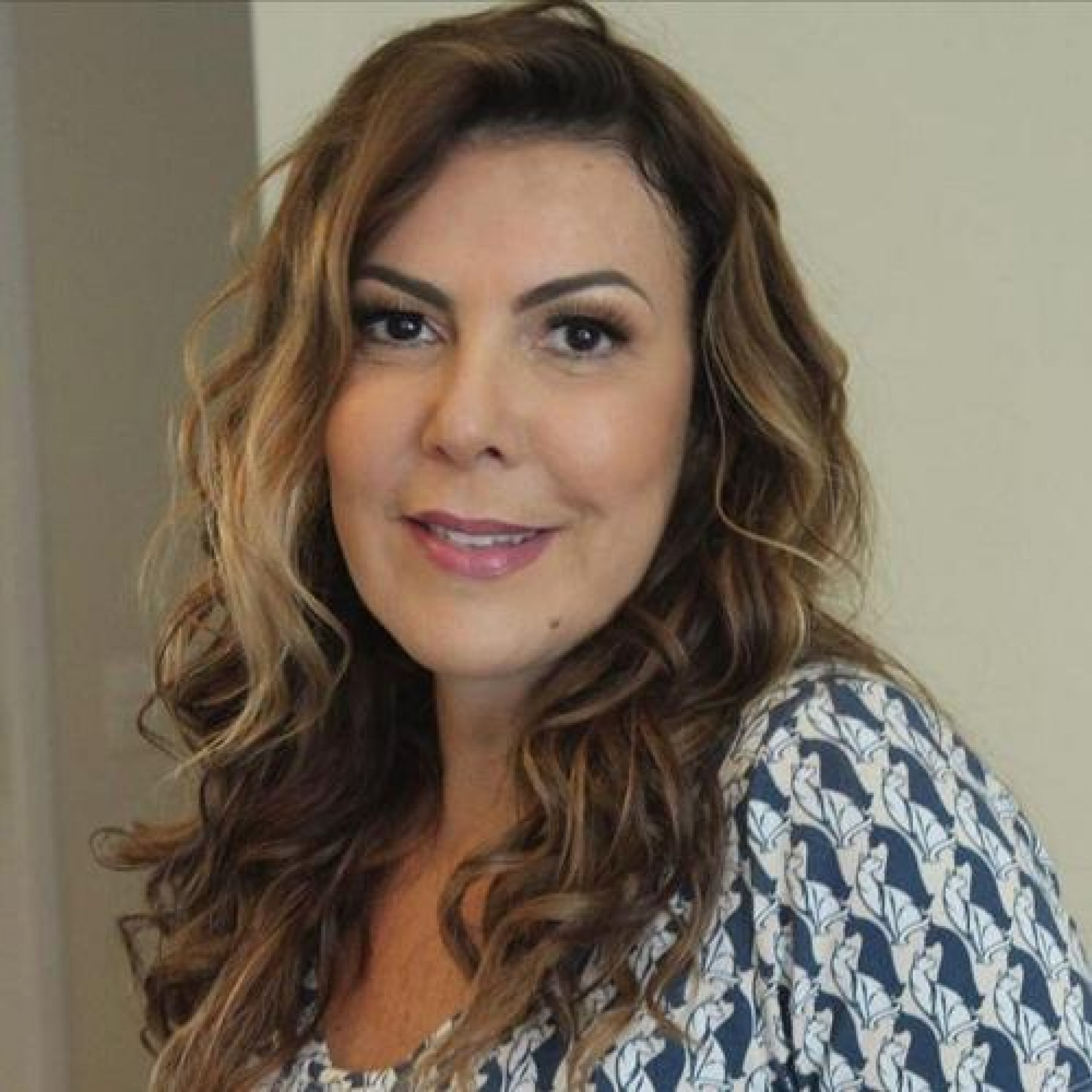 A atriz Cláudia Lira 