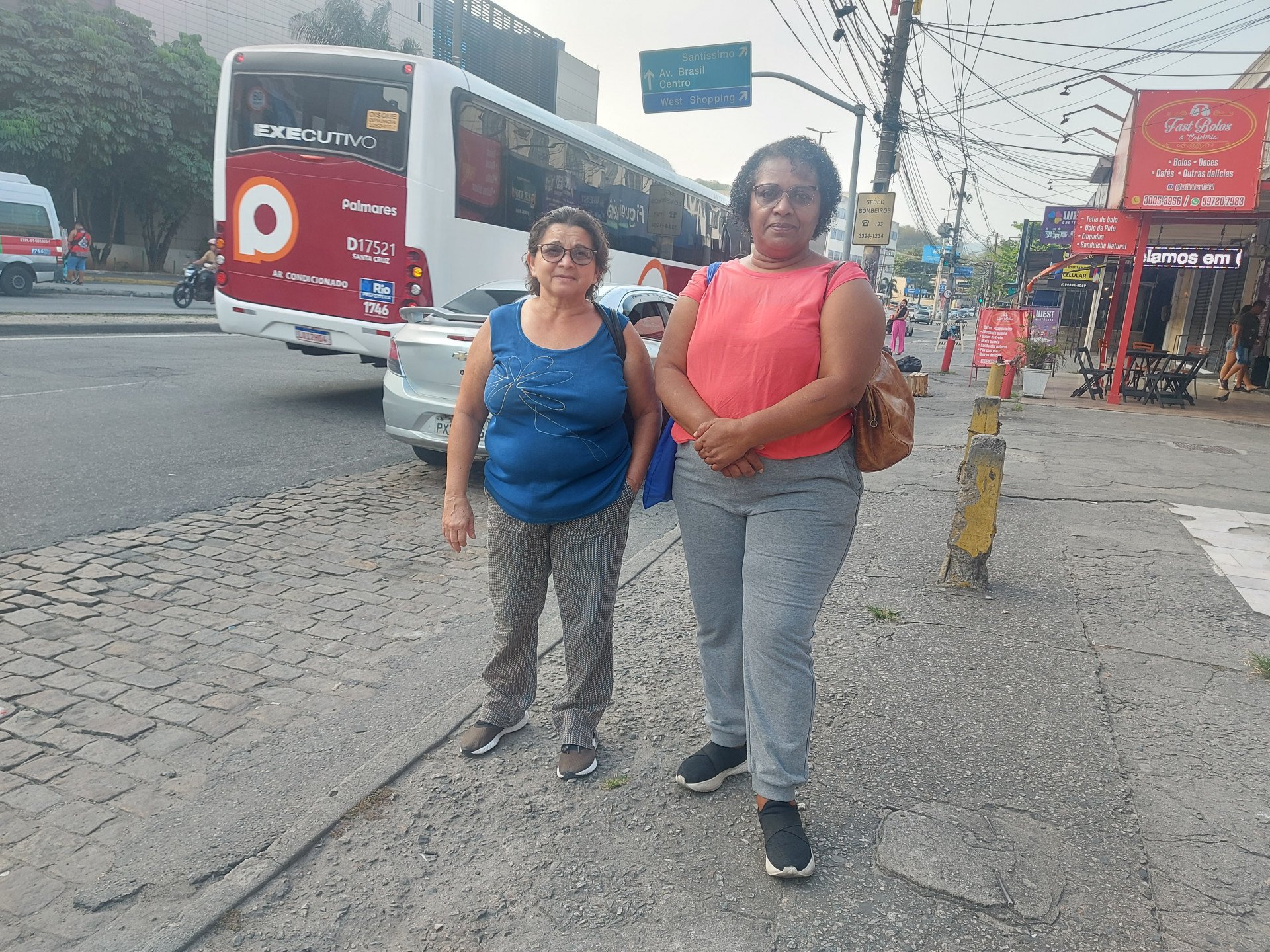 Edileuza de Lima (esq.) e Maria Cristina criticaram o BRT Transbrasil - Danillo Pedrosa