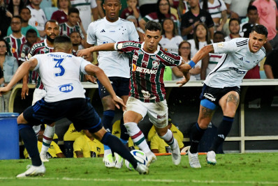 Leo Fernández celebra primeiro gol pelo Fluminense: 'Recupera a confiança'