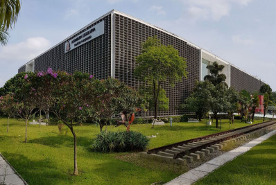 Cartilha da Alesp orienta evitar beijo e abraço após casos de assédio, racismo e machismo