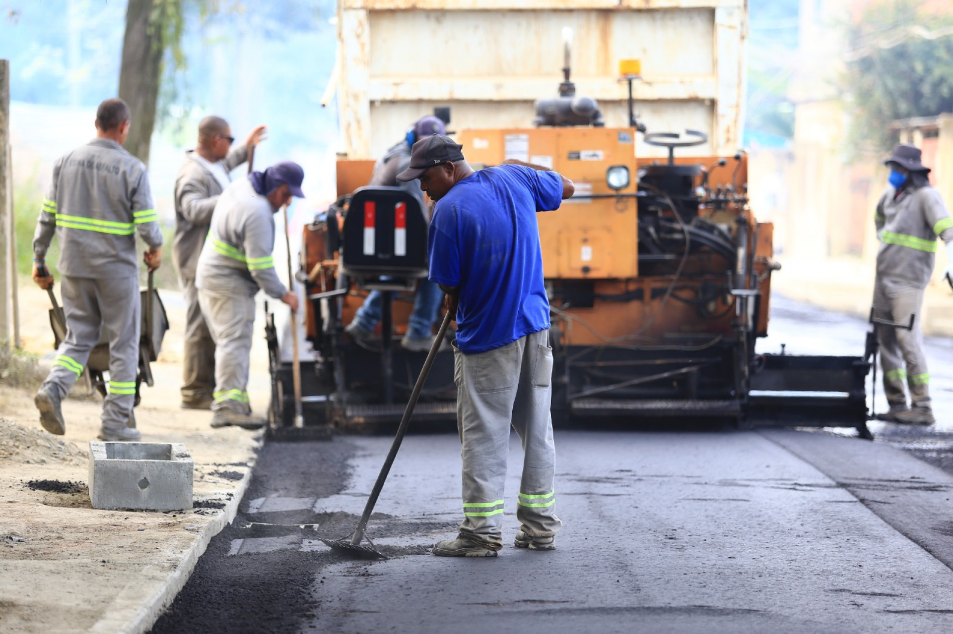 A Avenida Ayrton Senna &eacute; uma importante via que corta o Roseiral e Vale do Ip&ecirc;, entre outros bairros - Rafael Barreto/PMBR