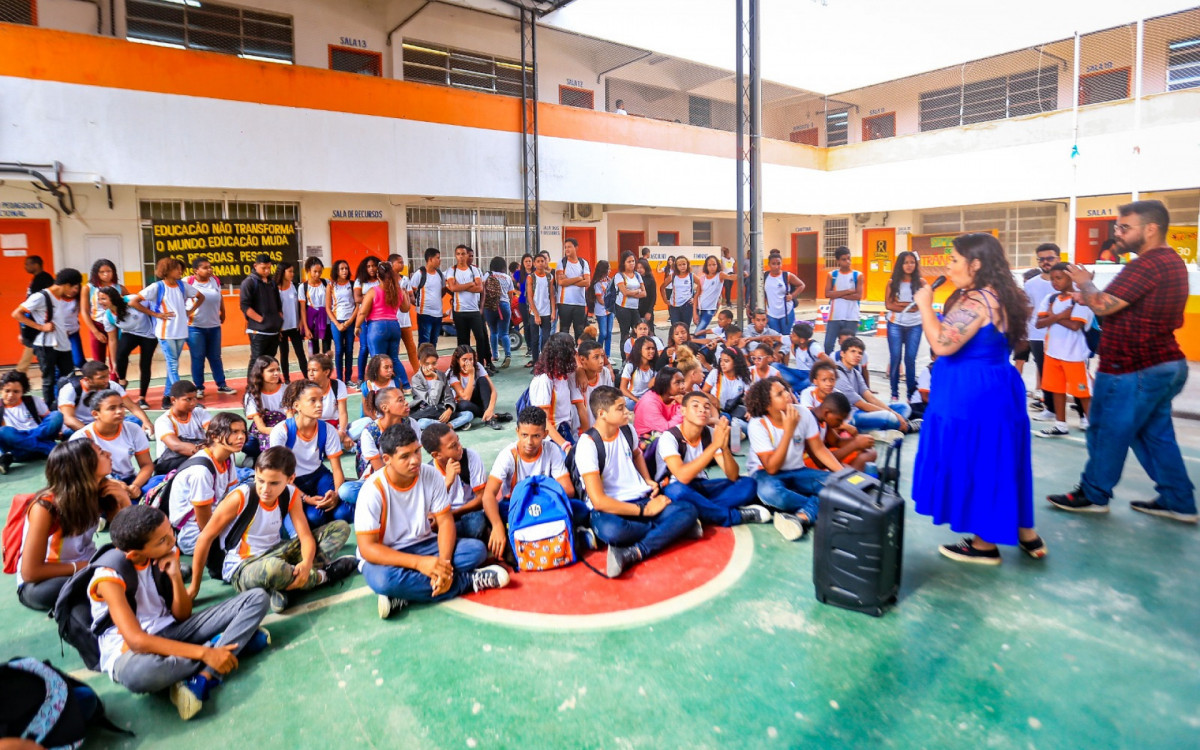 O evento aconteceu com duas atividades, sendo uma delas a palestra de educação ambiental na escola municipal Waldomiro José Pereira, em Shangrilá