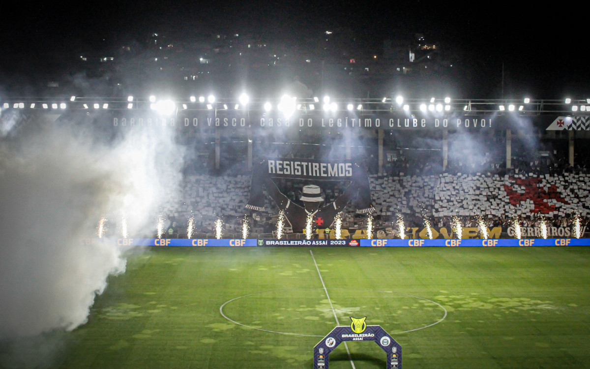 Mosaico da torcida do Vasco em São Januário