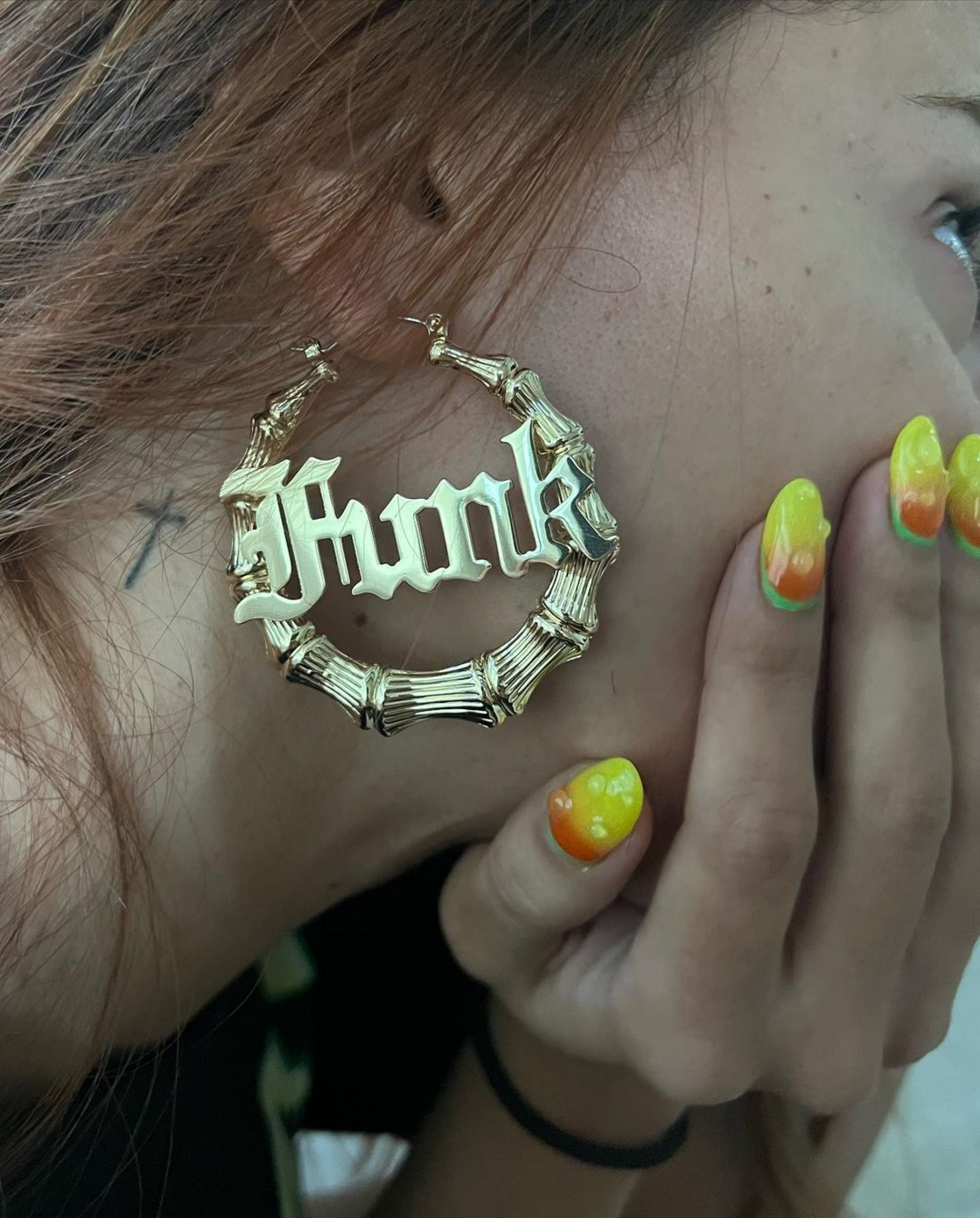 Anitta mostra acessório inspirado na sua música  - Reprodução / Instagram 