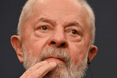 Lula ignora pressões do PT e faz terceiro mandato sem ‘grilo falante’