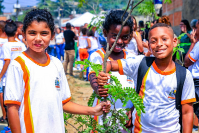 Belford Roxo comemora o 'Dia da Árvore' com palestras e plantio de mais de 100 mudas