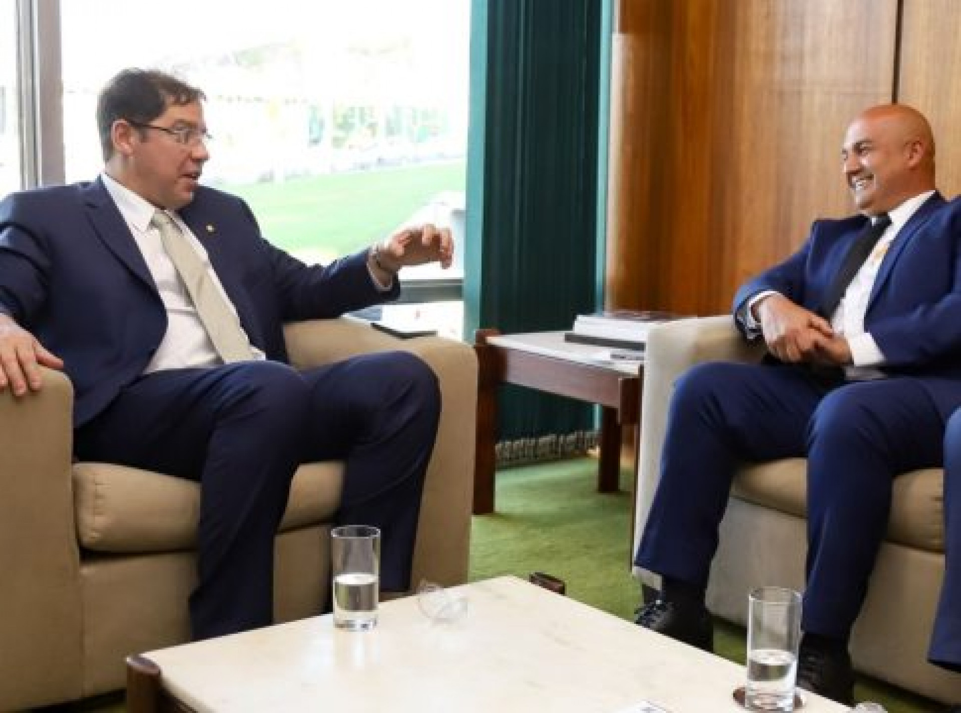 Altineu Côrtes e Fábio do Pastel - Renata Cristiane (RC24h)