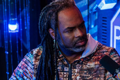 Manoel Soares divide opiniões ao afirmar que negros deveriam ganhar mais do que brancos