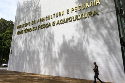 Ministério da Agricultura suspende licitação milionária para eventos após alerta da CGU