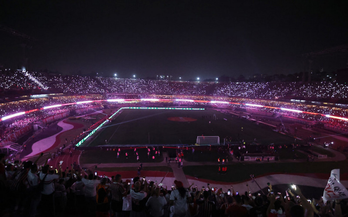 São Paulo busca 21º título no Morumbi